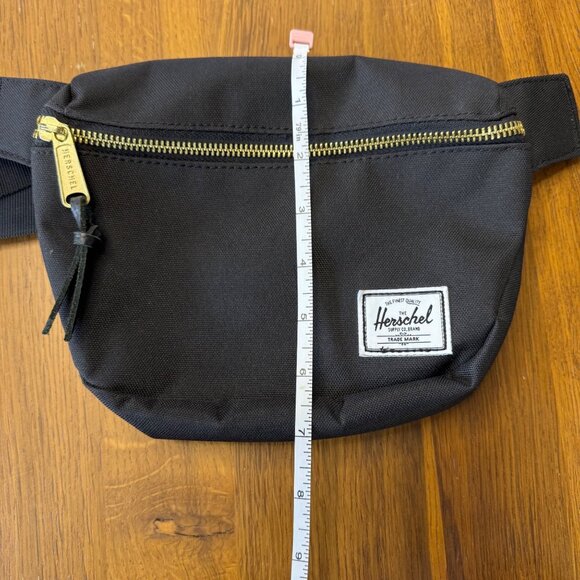HERSCHEL SUPPLY CO. Settlement Hip Pack Black Waist Bag Adjustable Fanny Pack - Picture 6 of 12